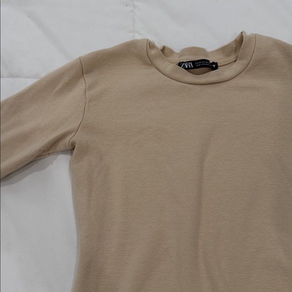 Zara - Picture 3 of 4